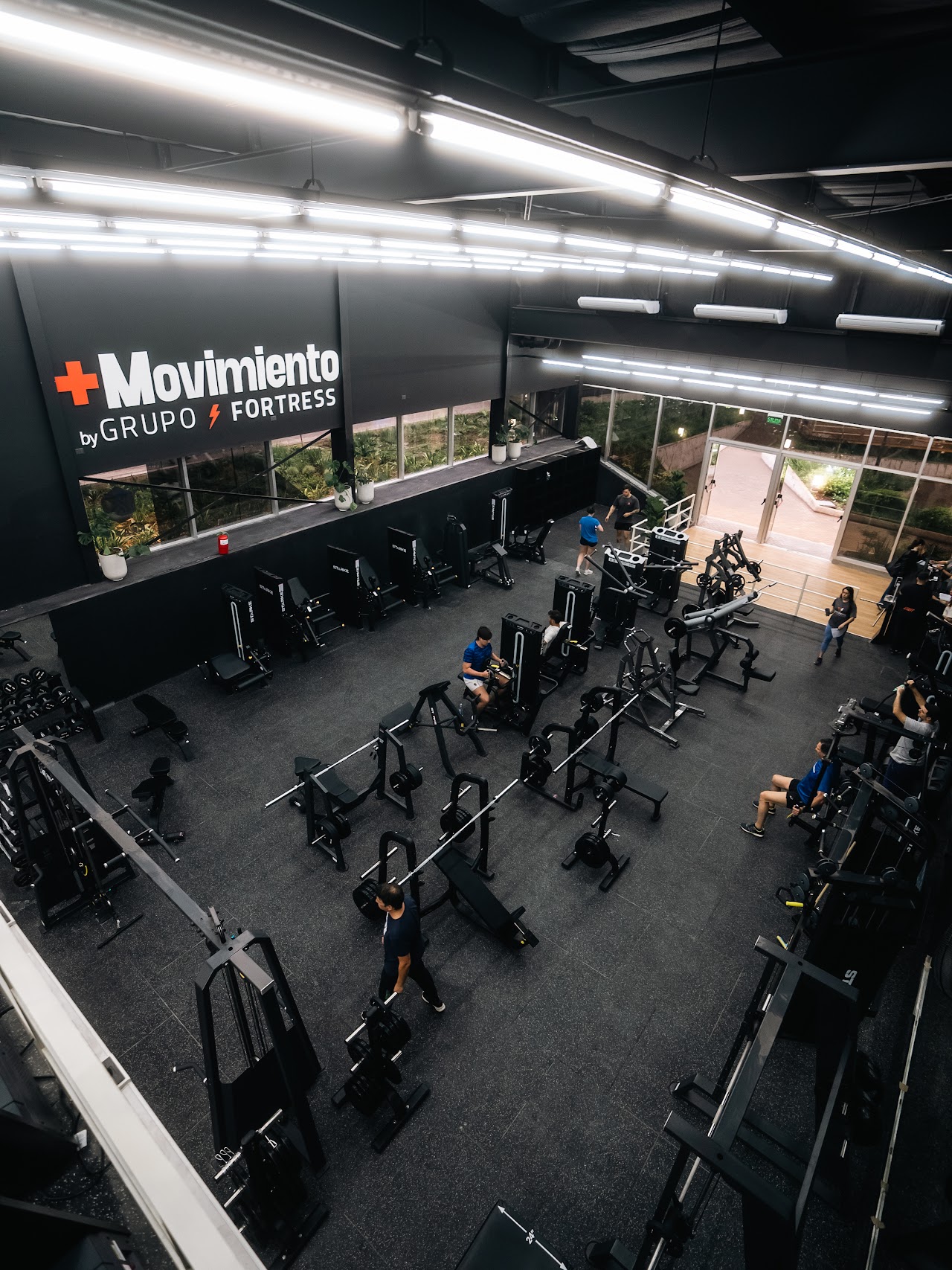 Instalaciones de Krafit Paraná en Shopping Paso del Paraná